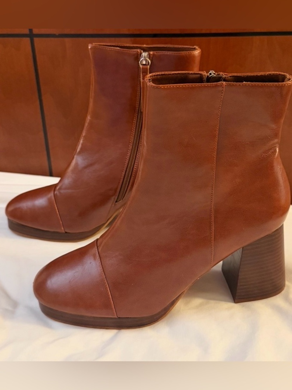 ASOS design Brown Leather Ankle Boots - Classic Zip Block Heel size 9